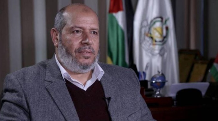 الحية: المقاومة يدها على الزناد وسندافع على شعبنا بكل قوة