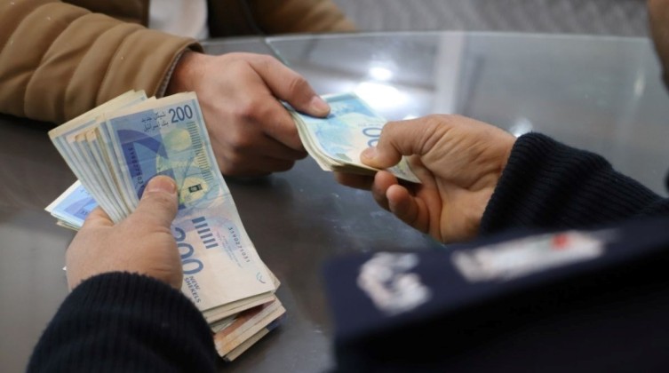 "الشرطة المجتمعية" تُنهي 9 خلافات مالية في محافظة خانيونس