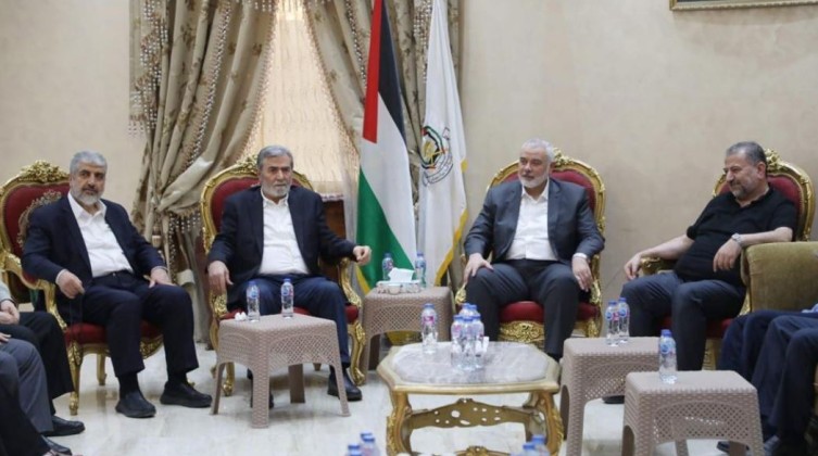 لقاء موسع بين وفدي حماس والجهاد بالقاهرة