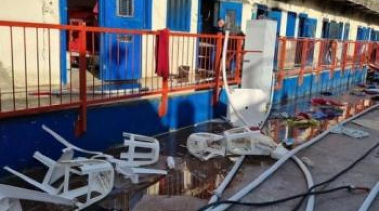 أسرى "الجهاد" يعتصمون في سجن النقب.. لهذا السبب