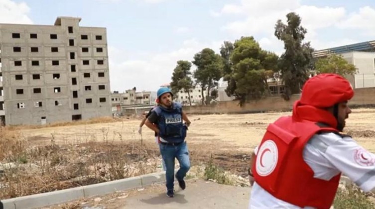 نقابة الصحفيين تدين استهداف الطواقم الصحفية خلال اقتحام جنين
