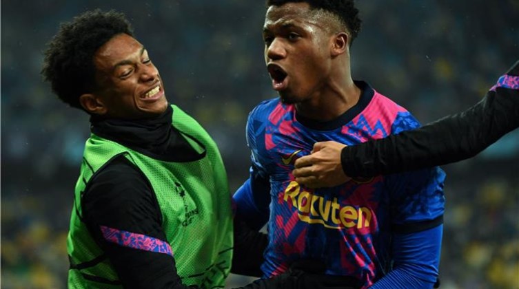 أنسو فاتي يحسم مصيره مع برشلونة