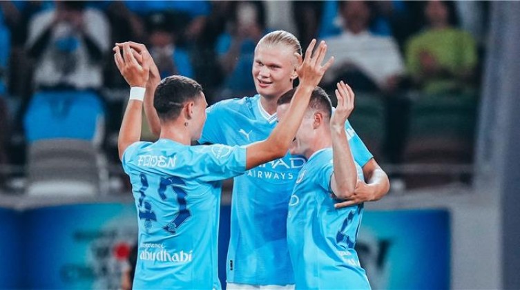 مانشستر سيتي يفوز على يوكوهاما بخماسية قبل مواجهة بايرن ميونخ