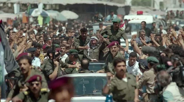 بالصور: 29 عاما على عودة الرئيس الراحل ياسر عرفات إلى أرض الوطن