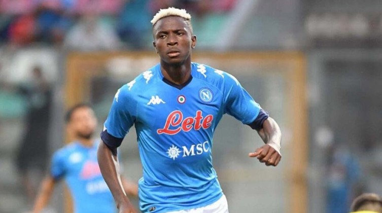 ريال مدريد يحسم موقفه من التعاقد مع أوسيمين