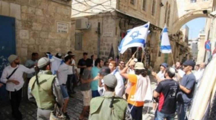 مسيرة استفزازية للمستوطنين في القدس القديمة