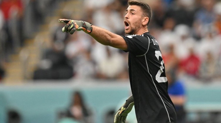 الهلال السعودي يستهدف حارس مرمى أتيلتيك بلباو