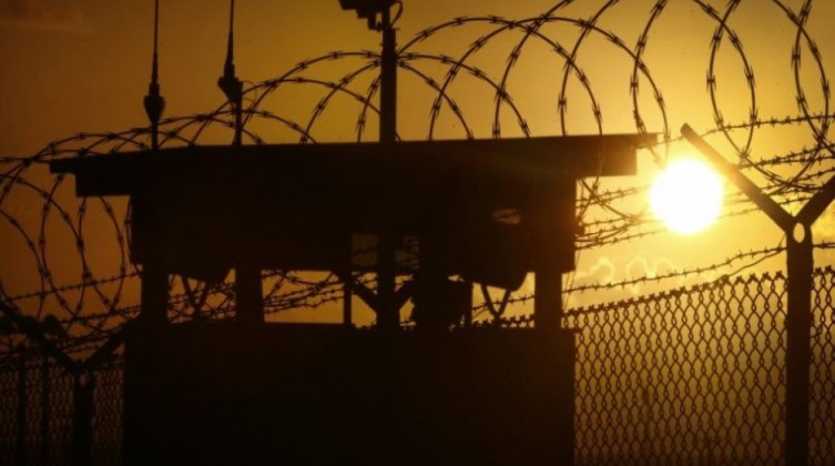 الاحتلال يجدد الاعتقال الإداري لفتى من جنين