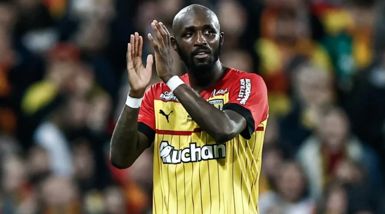 النصر السعودي يقترب من ضم فوفانا