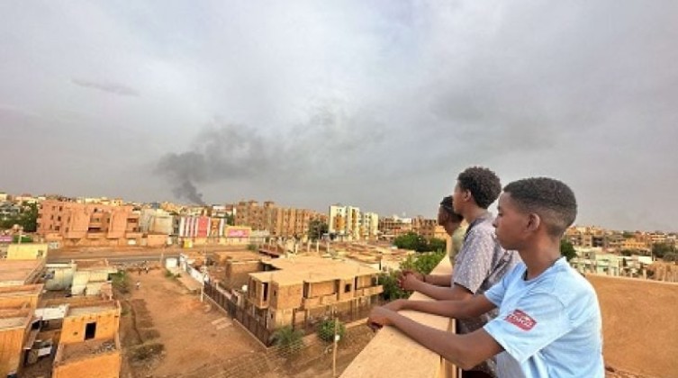 الأمم المتحدة تحذر من “حرب أهلية شاملة” في السودان “قد تزعزع استقرار المنطقة بأكملها”