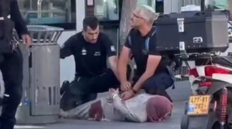 الادعاء العام الإسرائيلي يقدم لائحة اتهام ضد أسيرة مقدسية