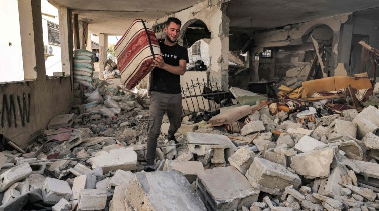 الصالح يتحدث حول ملف إعادة إعمار جنين ومخيمها