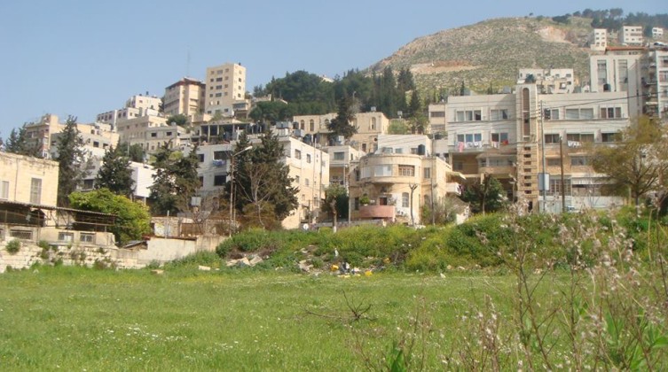 صحيفة إسرائيلية: مخطط لبحث عن آثار يهودية في جبل عيبال بنابلس