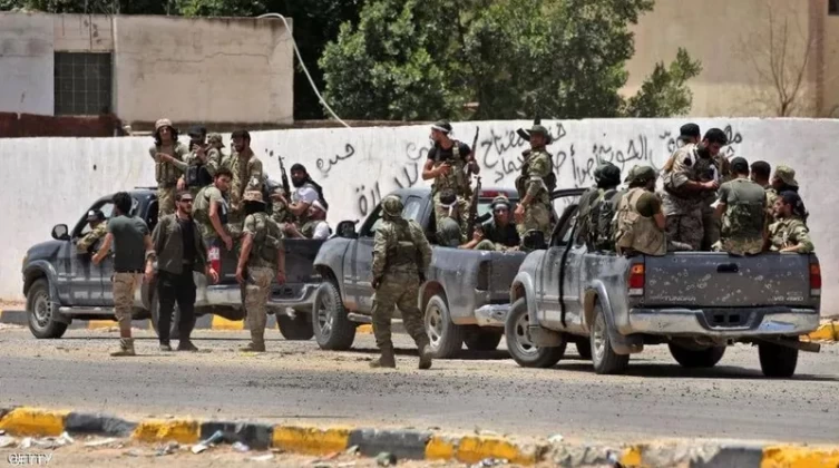 ليبيا تعلن مقتل 6 مهربين واعتقال آخرين في اشتباك مسلح بالصحراء