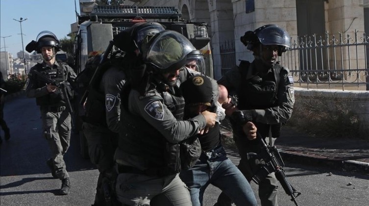 الشرطة الإسرائيلية تعتقل شابا من طمون داخل أراضي عام الـ48