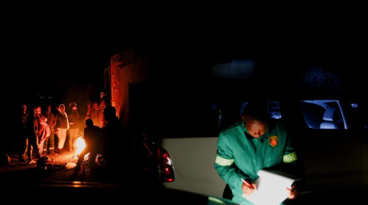 جنوب أفريقيا: مصرع 16 شخصًا بتسرب غاز في أحد الأحياء العشوائية