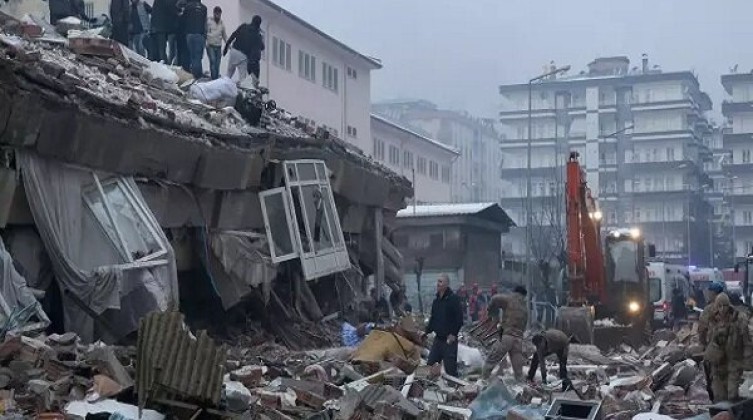أردوغان يكشف تكلفة الأضرار الناجمة عن الزلزال