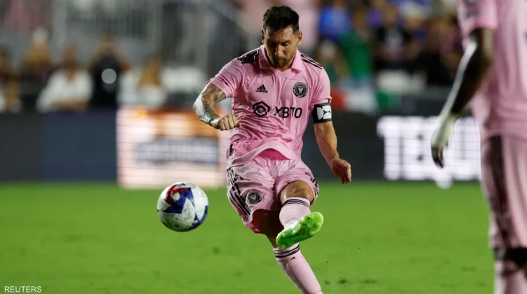 بالفيديو: أول هدف مذهل لميسي بقميص إنتر ميامي الأمريكي