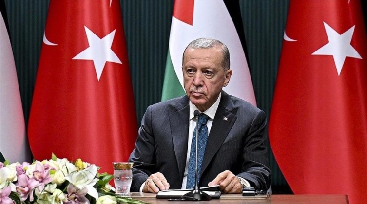 أردوغان: لا يمكن قبول تغيير الوضع التاريخي للأماكن المقدسة بفلسطين
