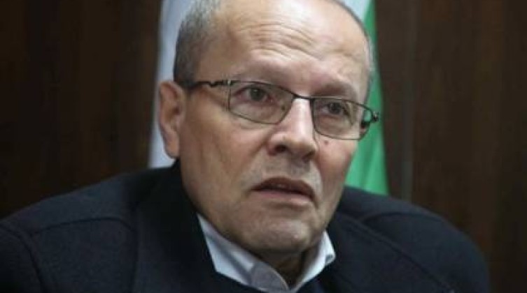 نعي فلسطيني واسع للواء قدري أبو بكر