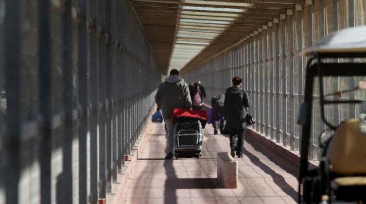 إحصائية حركة التنقل عبر منفذ بيت حانون خلال الأسبوع الماضي