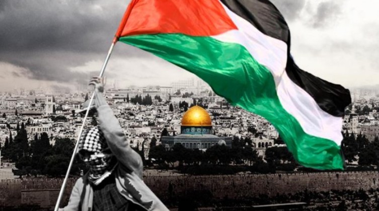 الاحتلال يقدم لائحة اتهام ضد شاب حاول إطلاق صاروخ من القدس