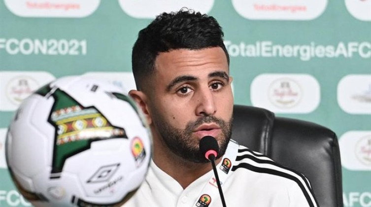رسميا.. رياض محرز ينضم للأهلي السعودي