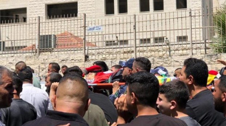 تشييع جثماني الشهيدين فوزي مخالفة ومحمد البايض في نابلس ورام الله