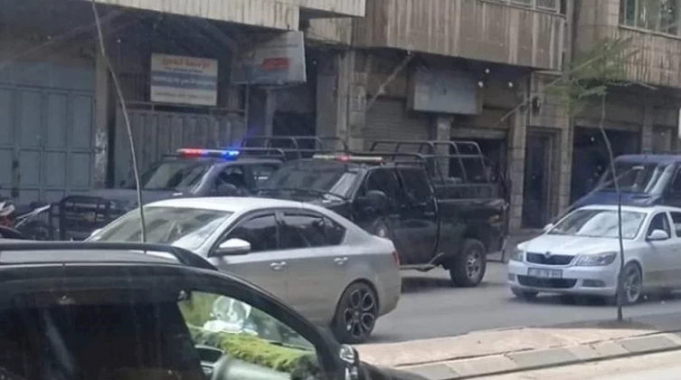 مقتل شاب وإصابة آخرين بإطلاق نار في مخيم طولكرم