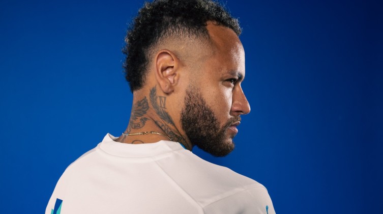 هل سيشارك نيمار مع الهلال في مباراة اليوم ؟