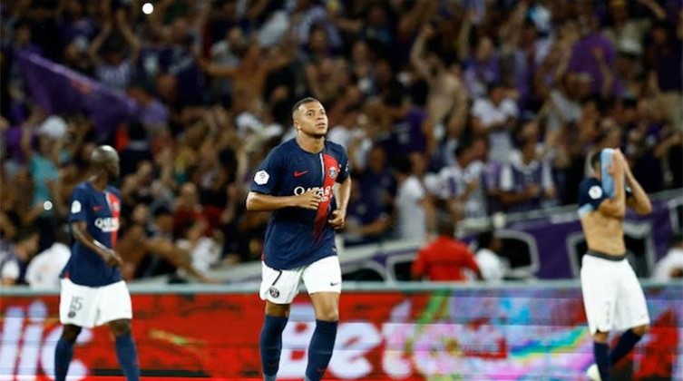 شاهد- تولوز يخطف تعادلًا قاتلًا أمام باريس سان جيرمان بالدوري الفرنسي