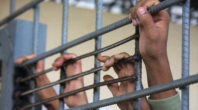 صورة: الاحتلال يحكم على أسيرين من بيت لحم بالسجن الفعلي وغرامة مالية