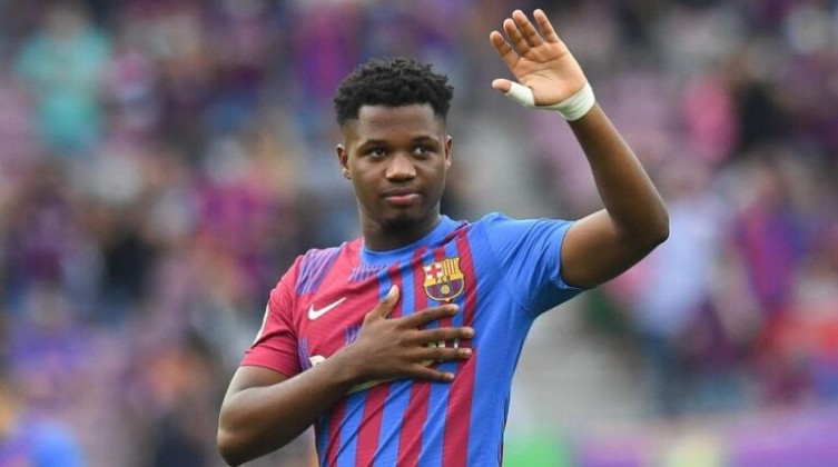 أنسو فاتي يصدم برشلونة بهذا القرار !