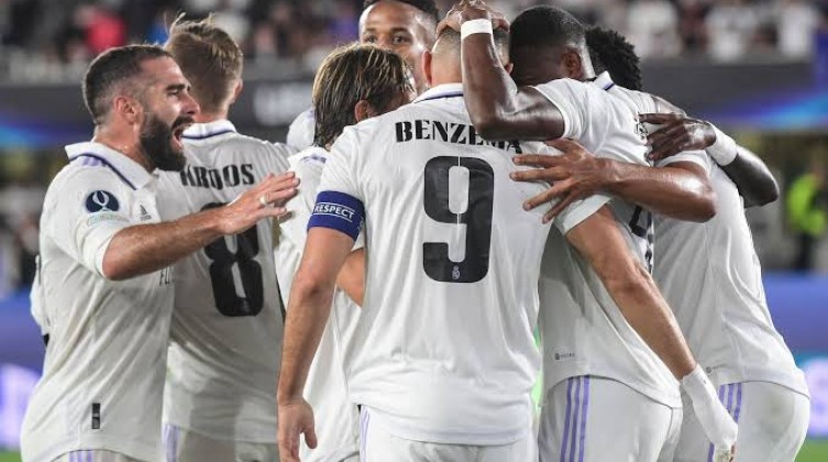 نجم ريال مدريد يقرر اعتزال كرة القدم