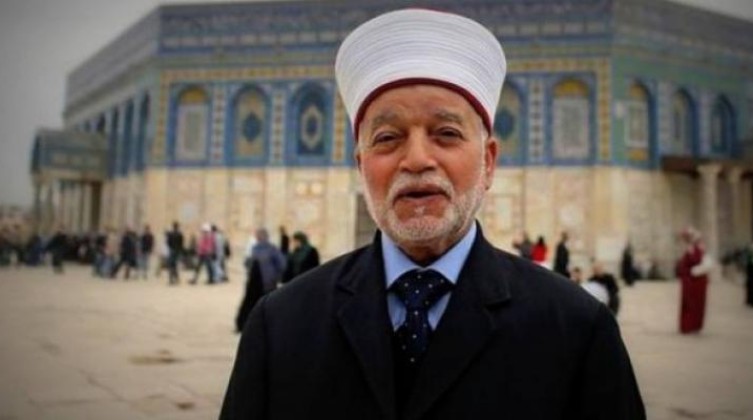 المفتي يدين إغلاق الاحتلال المسجد الإبراهيمي ويدعو إلى شد الرحال للأقصى