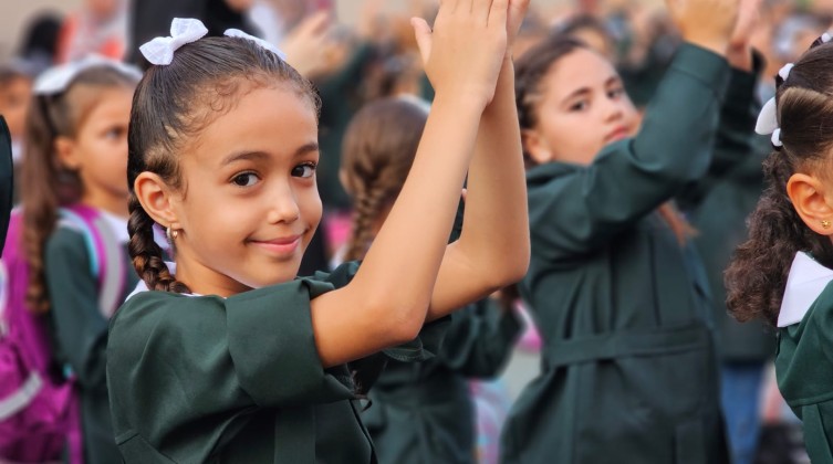 الصحة بغزة تُصدر بياناً مع بدء العام الدراسي الجديد