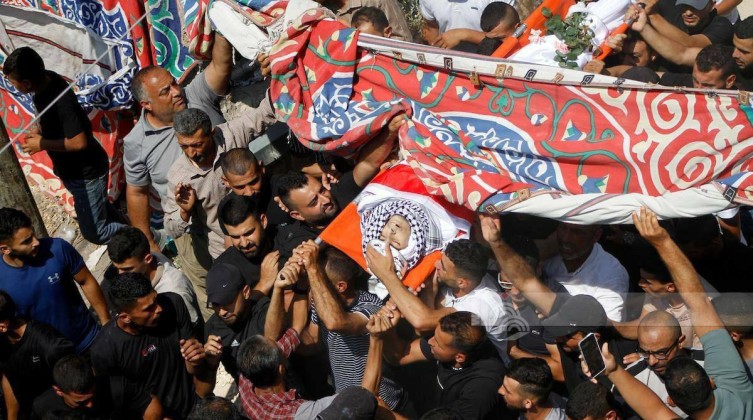 بالصور: تشييع جثمان الشهيد عز الدين كنعان في جنين