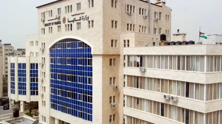 المالية تكشف عن إنجاز جديد في قضية مرفوعة ضد السلطة قيمتها مليار دولار