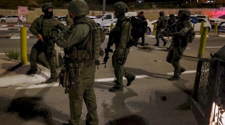 انتشار-لجنود-الاحتلال-الإسرائيلي-بالقرب-من-مخيم-شعفاط-شمال-القدس-1665262156