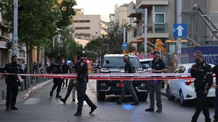 تمديد اعتقال شاب من الطيبة بشبهة نقل منفذ عملية تل أبيب