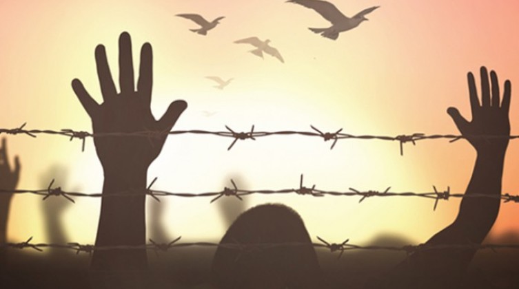 5 أسرى يواصلون إضرابهم عن الطعام رفضا لاعتقالهم الإداري