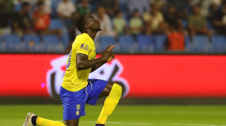 ساديو ماني يعقب على هزيمة النصر أمام التعاون في الدوري السعودي