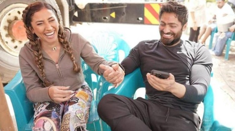 فيلم "تاج" لتامر حسني مهدد بالسحب من السينما.. فما السبب؟