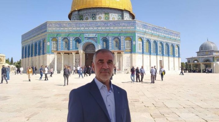 الاحتلال يجدد الاعتقال الإداري لقيادي في حماس