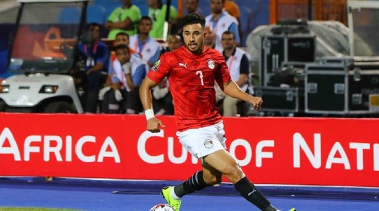 هل سيشارك تريزيغيه مع منتخب مصر في المبارة المقبلة ؟.. تقرير يكشف