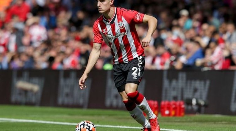 نيوكاسل يحسم ثالث صفقاته في الانتقالات الصيفية