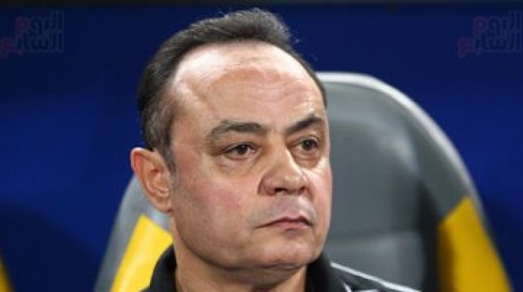طارق يحيى يعلن رحيله عن نادي الزمالك