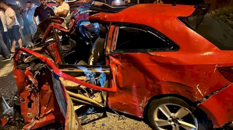 بالصور: مصرع شاب وعدة إصابات بحادث سير مروع في رام الله