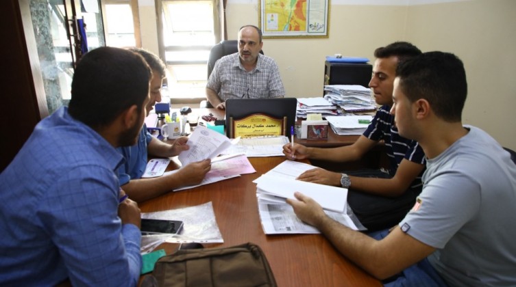 التعليم تقدم تسهيلات لالتحاق الطلبة العائدين من السودان بجامعات غزة