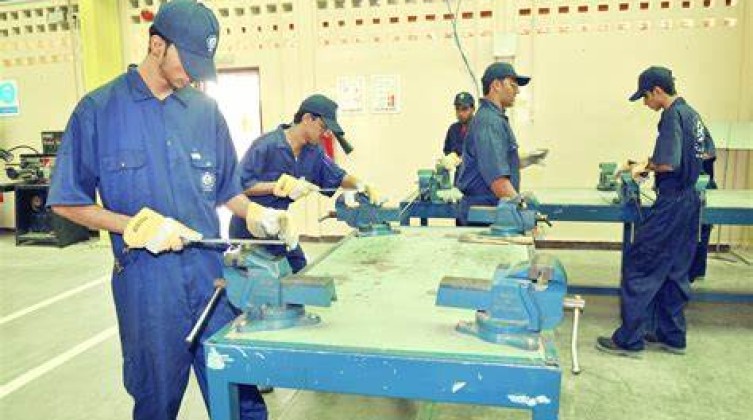 الإدارة العامة للتدريب المهني بوازة العمل تُصدر تنويهًا مهمًا للمتدربين